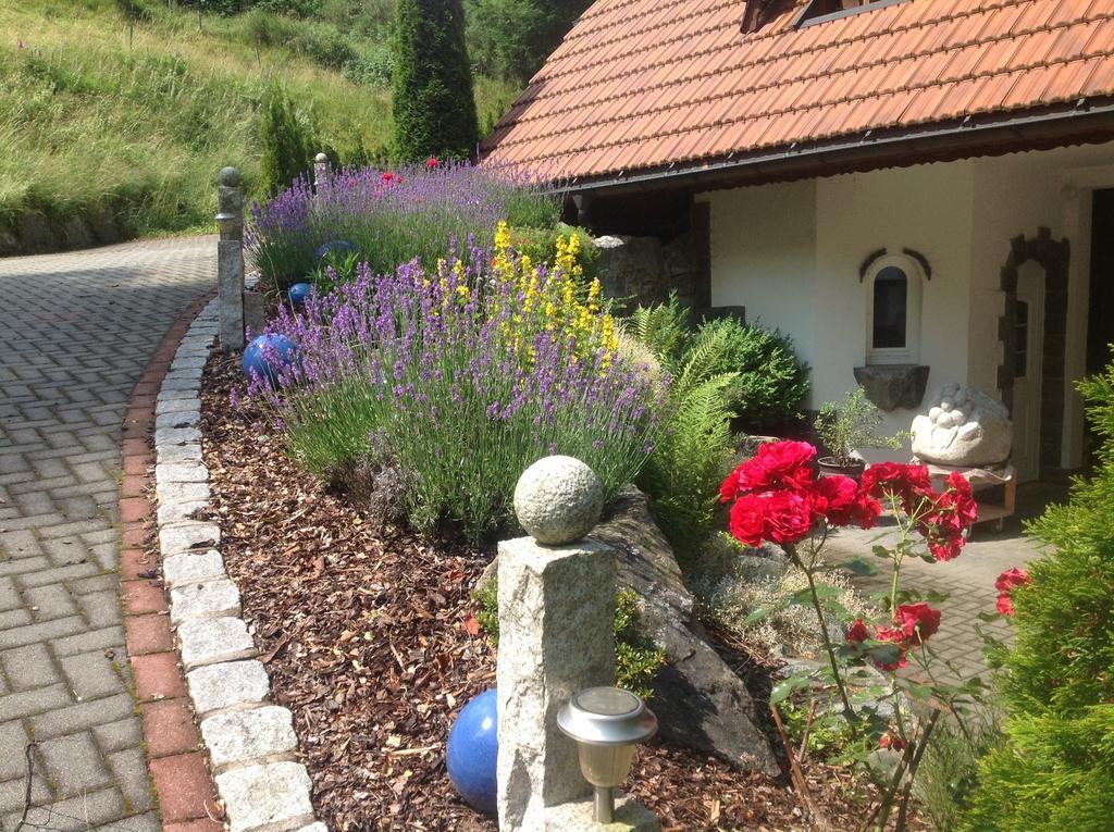 Holzbildhauerei Kammerer * Triberg im Schwarzwald