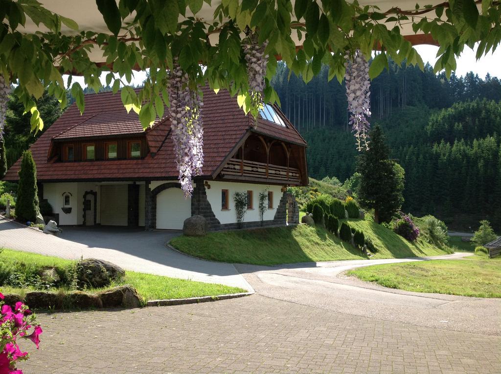 Holzbildhauerei Kammerer Apartment Triberg im Schwarzwald